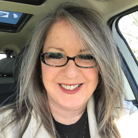 Meet your Posher, Melanie - Picture 1 of 1